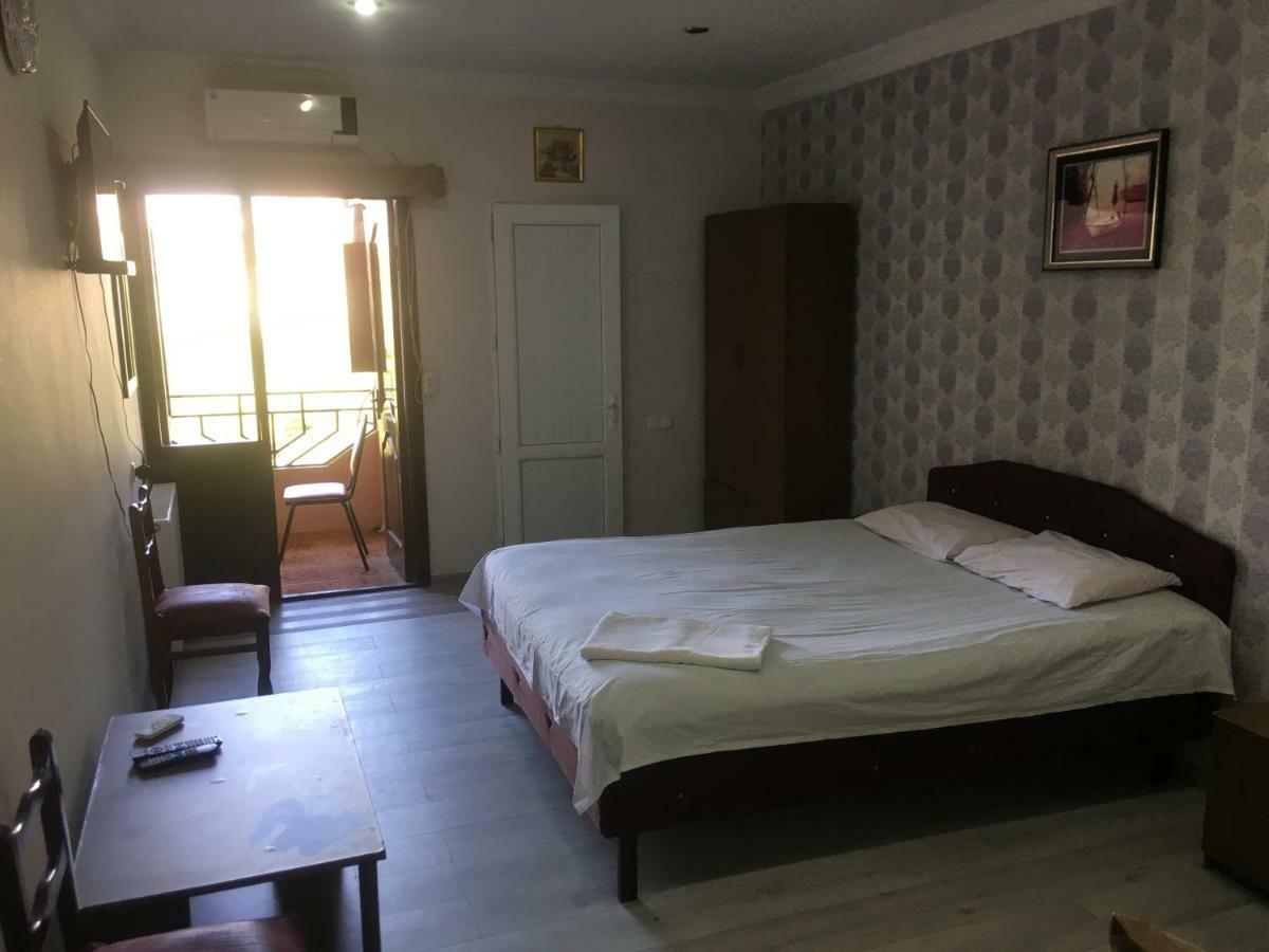 Hotel Texas Tbilisi Eksteriør bilde